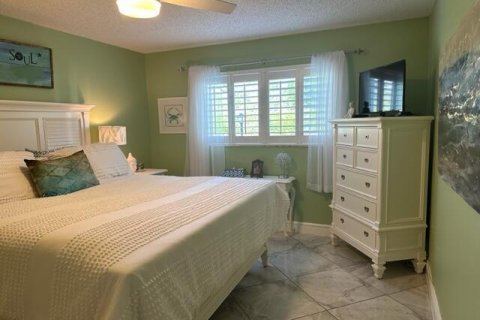 Condo in Boynton Beach, Florida, 2 bedrooms  № 708243 - photo 13
