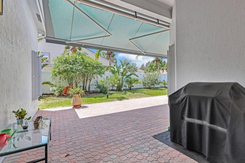 Casa en venta en Lake Worth, Florida, 4 dormitorios, 227.15 m2 № 1142585 - foto 24