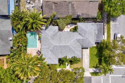 Villa ou maison à vendre à West Palm Beach, Floride: 2 chambres, 125.79 m2 № 1142618 - photo 6