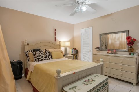 Copropriété à vendre à Hollywood, Floride: 1 chambre, 60.39 m2 № 1136264 - photo 12