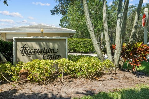 Casa en venta en Palm City, Florida, 2 dormitorios, 141.68 m2 № 1103493 - foto 3