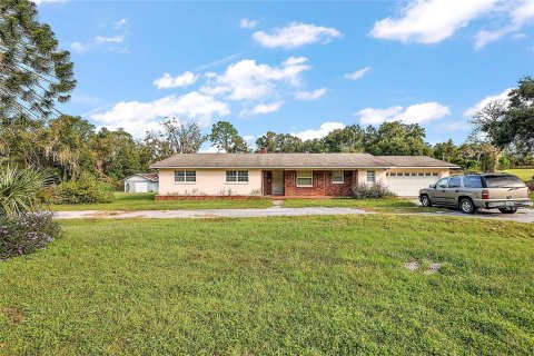 Terreno en venta en Lady Lake, Florida № 1405278 - foto 10