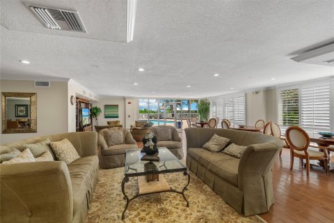 Condo in Hutchinson Island South, Florida, 3 bedrooms  № 714634 - photo 6