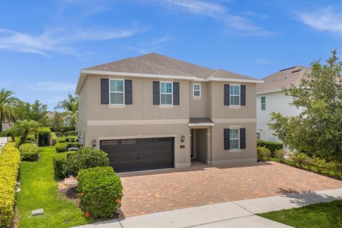 Villa ou maison à vendre à Kissimmee, Floride: 8 chambres, 335.28 m2 № 1249735 - photo 1