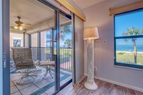 Condominio en venta en Indian Rocks Beach, Florida, 2 dormitorios, 118.45 m2 № 1404079 - foto 8