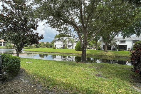 Touwnhouse à vendre à Coconut Creek, Floride: 2 chambres, 133.69 m2 № 1178604 - photo 10