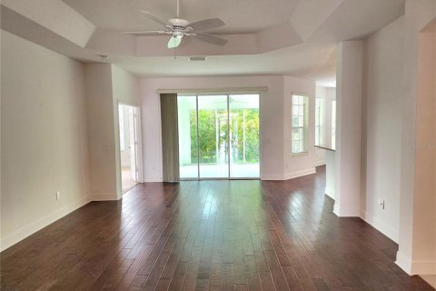 Casa en alquiler en The Villages, Florida, 3 dormitorios, 200.48 m2 № 1343915 - foto 4