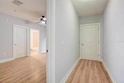 Townhouse in Tampa, Florida 3 bedrooms, 229.56 sq.m. № 890550 - photo 6
