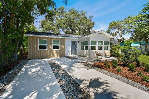 Casa en venta en Dunedin, Florida, 2 dormitorios, 105.26 m2 № 1340682 - foto 3