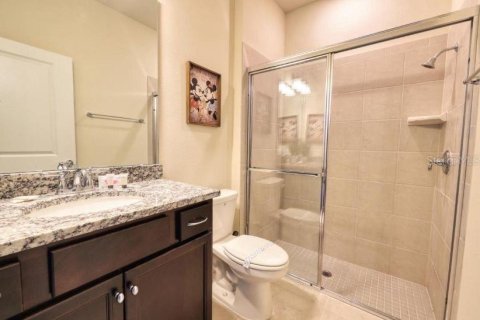 Casa en venta en Davenport, Florida, 8 dormitorios, 373.93 m2 № 1340683 - foto 8