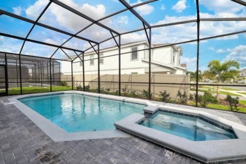 Villa ou maison à vendre à Davenport, Floride: 8 chambres, 373.93 m2 № 1340683 - photo 25