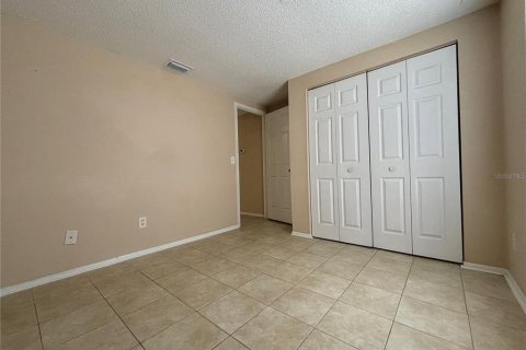 House in Tampa, Florida 3 bedrooms, 99.87 sq.m. № 1324439 - photo 15