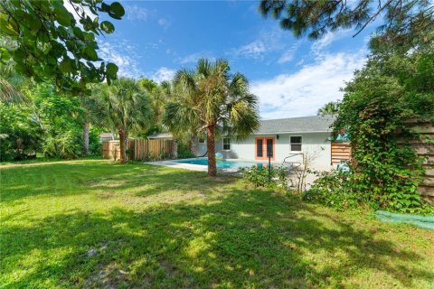 Immobilier commercial à vendre à Sarasota, Floride: 176.98 m2 № 1390811 - photo 4