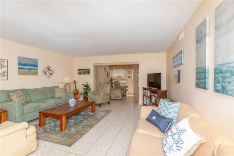 Copropriété à vendre à New Port Richey, Floride: 2 chambres, 128.95 m2 № 1255025 - photo 7