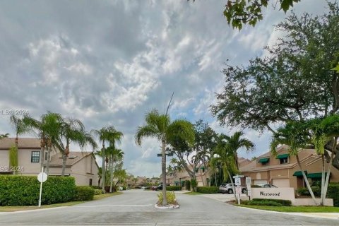 Copropriété à vendre à Coral Springs, Floride: 3 chambres, 148.64 m2 № 1329763 - photo 15