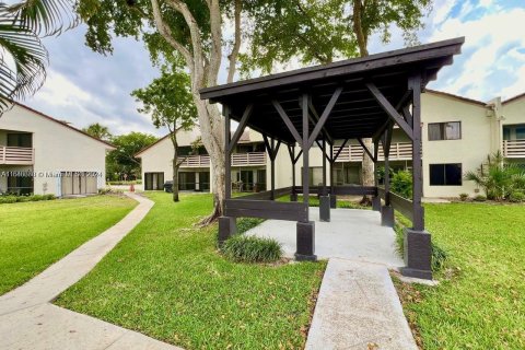 Copropriété à vendre à Coral Springs, Floride: 3 chambres, 148.64 m2 № 1329763 - photo 13