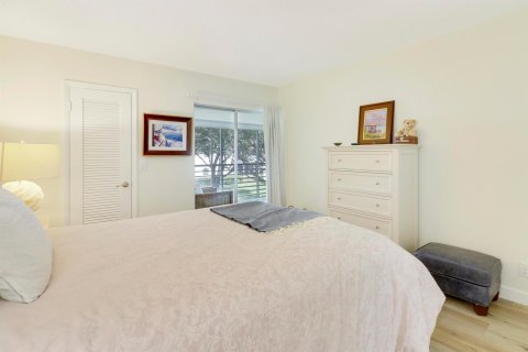 Condo in Tequesta, Florida, 2 bedrooms  № 1151939 - photo 25