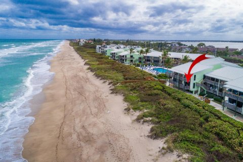 Condo in Stuart, Florida, 1 bedroom  № 1151983 - photo 30