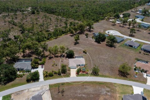 House in Punta Gorda, Florida 3 bedrooms, 157.56 sq.m. № 1250529 - photo 6