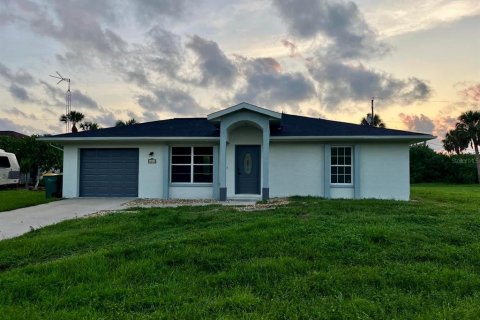 Villa ou maison à vendre à Port Charlotte, Floride: 3 chambres, 149.57 m2 № 1360160 - photo 1