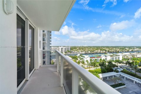 Condominio en venta en Hollywood, Florida, 2 dormitorios, 164.25 m2 № 880353 - foto 26