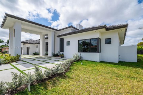 Casa en venta en Miami, Florida, 5 dormitorios, 413.32 m2 № 880387 - foto 4