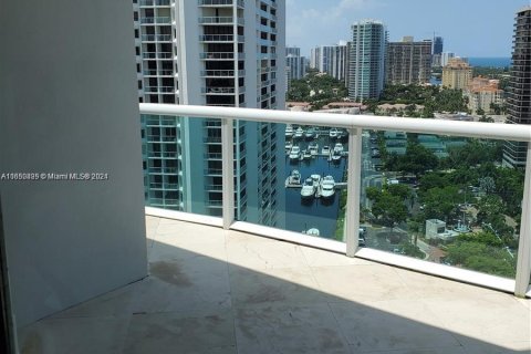 Condominio en alquiler en Aventura, Florida, 2 dormitorios, 132.39 m2 № 1345639 - foto 8