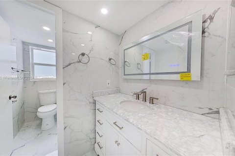 Condominio en venta en Miami Beach, Florida, 1 dormitorio, 78.5 m2 № 1345598 - foto 3