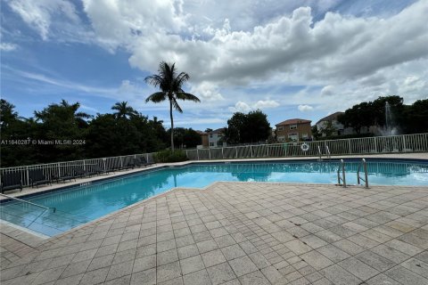 House in Fort Lauderdale, Florida 3 bedrooms, 176.98 sq.m. № 1316681 - photo 29