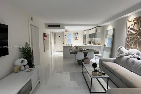 Copropriété à vendre à Aventura, Floride: 1 chambre, 66.61 m2 № 1316719 - photo 7