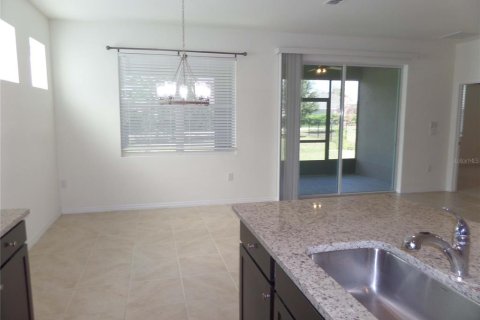 Casa en alquiler en Wildwood, Florida, 4 dormitorios, 189.33 m2 № 1352542 - foto 11