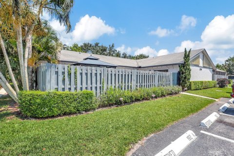 Villa ou maison à vendre à West Palm Beach, Floride: 3 chambres, 123.75 m2 № 1207637 - photo 28