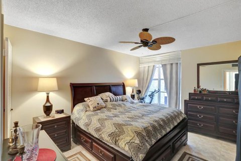 Condo in Boca Raton, Florida, 1 bedroom  № 631240 - photo 8