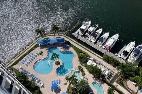 Copropriété à vendre à Aventura, Floride: 2 chambres, 109.72 m2 № 812890 - photo 3