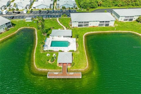 Copropriété à vendre à Punta Gorda, Floride: 2 chambres, 83.33 m2 № 1090705 - photo 23