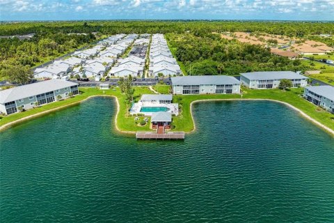 Copropriété à vendre à Punta Gorda, Floride: 2 chambres, 83.33 m2 № 1090705 - photo 22