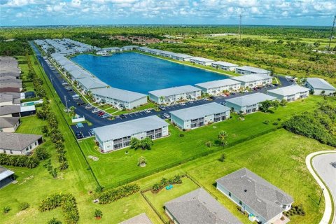 Copropriété à vendre à Punta Gorda, Floride: 2 chambres, 83.33 m2 № 1090705 - photo 6