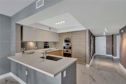 Copropriété à vendre à Sunny Isles Beach, Floride: 2 chambres, 141.58 m2 № 1206833 - photo 6