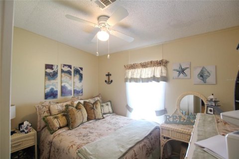 Condo in Okeechobee, Florida, 2 bedrooms  № 1107258 - photo 27
