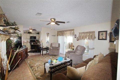 Condo in Okeechobee, Florida, 2 bedrooms  № 1107258 - photo 10