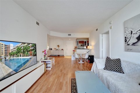 Condo in Aventura, Florida, 2 bedrooms  № 1411961 - photo 2