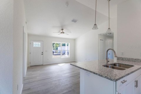 Casa en venta en Ocala, Florida, 3 dormitorios, 108.97 m2 № 1428946 - foto 4