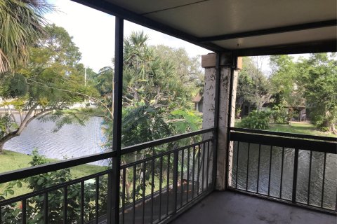 Touwnhouse à vendre à Plantation, Floride: 3 chambres, 119.84 m2 № 976943 - photo 3