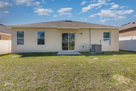 House in Davenport, Florida 3 bedrooms, 147.99 sq.m. № 1340864 - photo 15