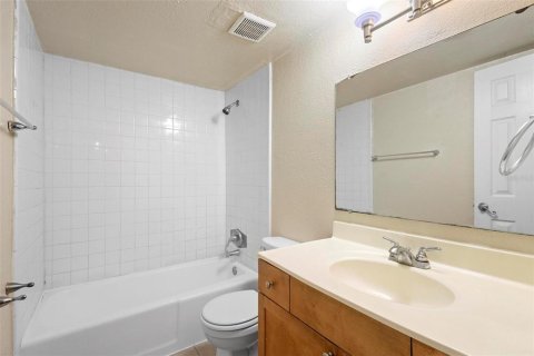 Copropriété à vendre à Orlando, Floride: 3 chambres, 109.72 m2 № 1390231 - photo 23