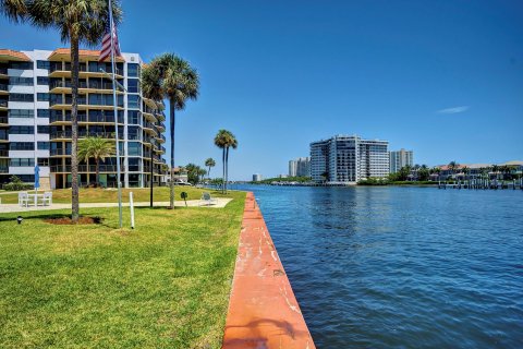 Copropriété à vendre à Boca Raton, Floride: 2 chambres, 122.17 m2 № 1136380 - photo 23