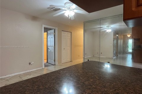 Casa en venta en Sunrise, Florida, 4 dormitorios, 194.82 m2 № 1360784 - foto 14