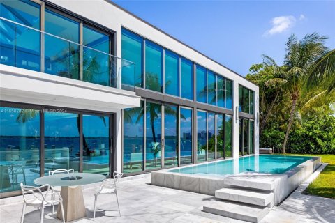 Casa en venta en Miami Beach, Florida, 5 dormitorios, 595.32 m2 № 1360734 - foto 22