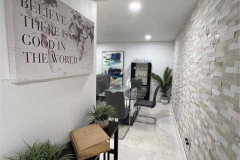 Condominio en venta en Hollywood, Florida, 2 dormitorios, 120.77 m2 № 1403063 - foto 19