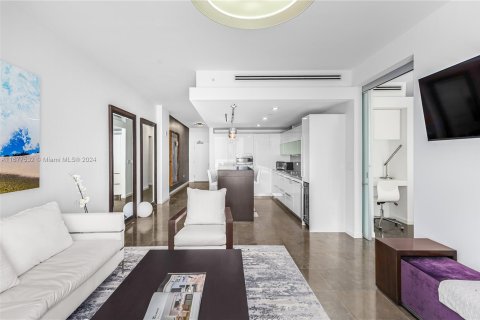 Condominio en venta en Miami Beach, Florida, 1 dormitorio, 92.9 m2 № 1403108 - foto 10